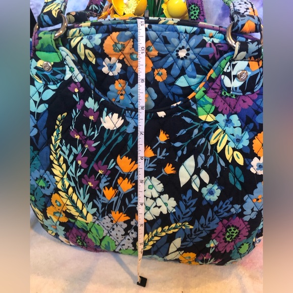 Vera Bradley Tote - Picture 11 of 15